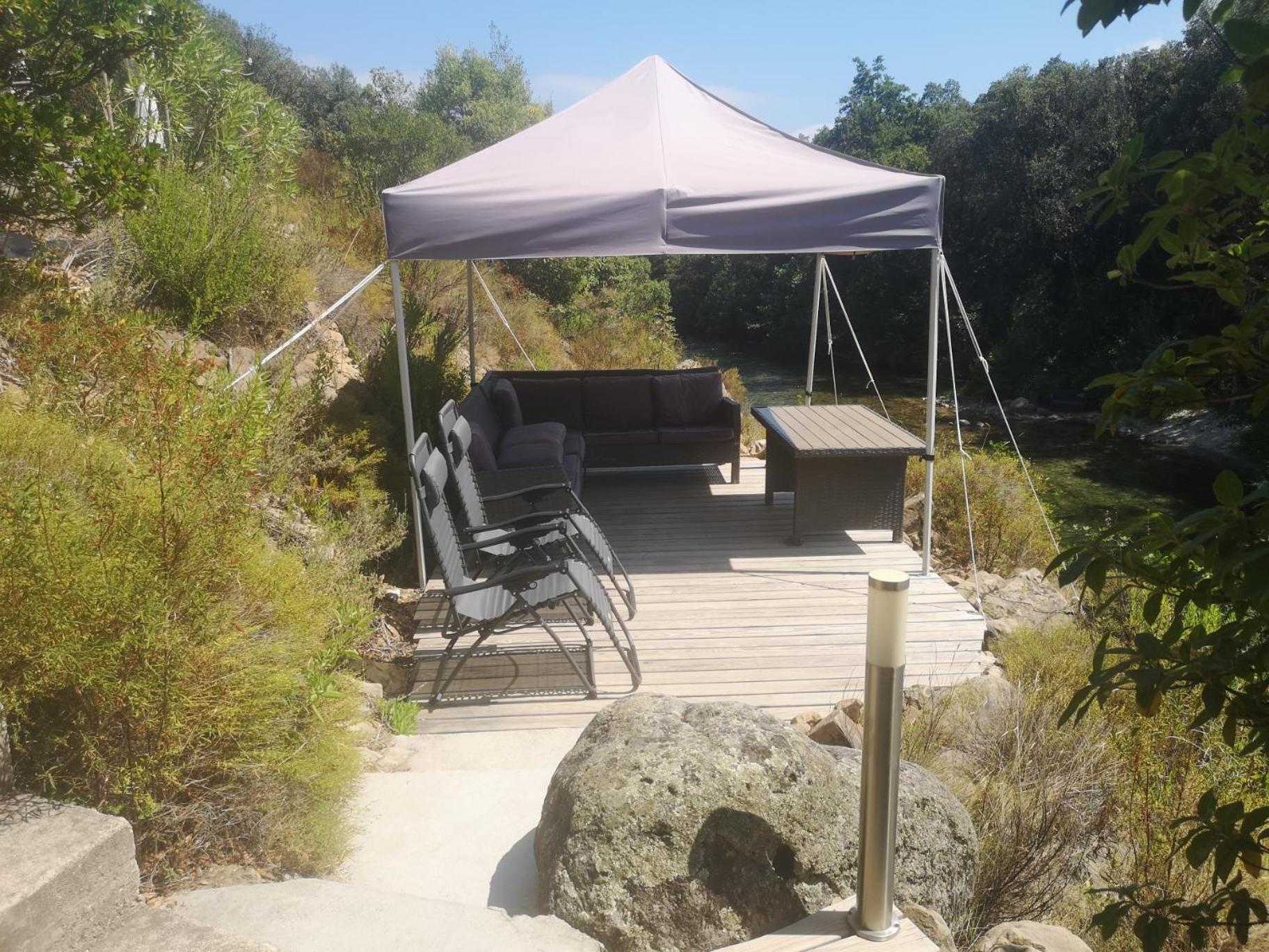 Villa Les Pieds Dans L'Eau Le Pont du Travo Bagian luar foto